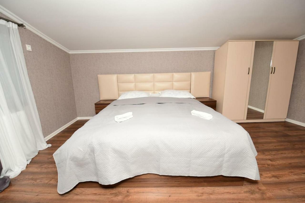 Freedom Square Apartment Τυφλίδα Εξωτερικό φωτογραφία